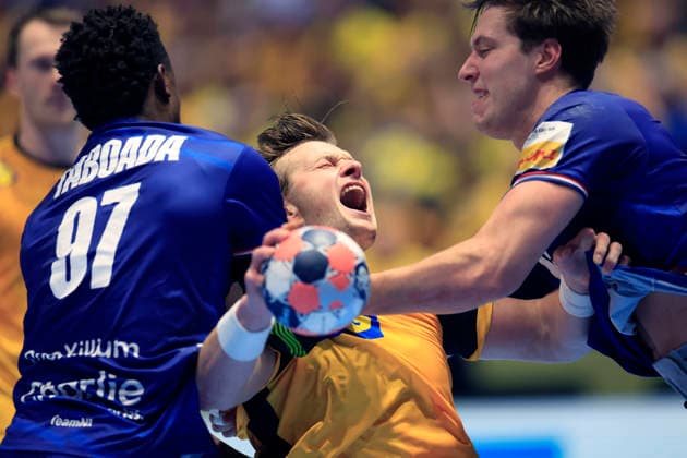 MALMÖ, SWEDEN 20260117 Sweden s Jonathan Carlsbogard is stopped by the Netherlands Reinier Taboada and Lars Kooij during the 2026 EHF European Men s Handball Championship (the EHF Euro 2026) match between Sweden and Netherlands, at Malmo Arena in Malmo, Sweden, on January 17, 2026. MALMÖ SWEDEN x10600x