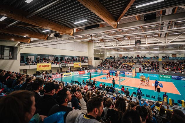 Volleyball Frauen Saison 2025 2026 Volleyball Bundesliga ETV Hamburger Volksbank Volleys vs. SSC Palmberg Schwerin 17.01.2026 Die volle CU Arena mit über 1400 Zuschauern Hamburg CU Arena Hamburg Deutschland
