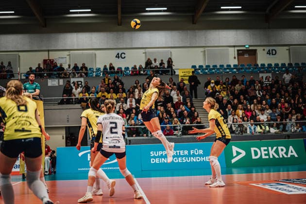 Volleyball Frauen Saison 2025 2026 Volleyball Bundesliga ETV Hamburger Volksbank Volleys vs. SSC Palmberg Schwerin 17.01.2026 Anna Artyshuk ( 19, SSC Palmberg Schwerin) beim Angriff Hamburg CU Arena Hamburg Deutschland