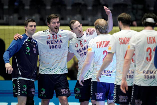 European Handball Championship, Czech Republic Norway Baerum 20260117 The Norwegian players celebrate after winning the European Championship handball match against the Czech Republic 25 29 in Unity arena Photo Stian Lysberg Solum NTB Baerum Norway EDITORIAL USE ONLY RESTRICTED USE FOR BETTING COMPANIES  Copyright: xStianxLysbergxSolumx xNTBx