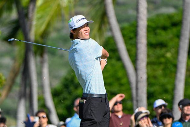 HONOLULU, HI - JANUARY 17: Johnny Keefer (USA) watches his tee shot on 11 during the third round of the Sony Open on January 17, 2026, at Waialae Country Club, Honolulu, Hawaii. (Photo by Ken Murray Icon Sportswire) GOLF: JAN 17 PGA, Golf Herren Sony Open in Hawaii EDITORIAL USE ONLY Icon2601170263