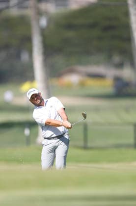 January 17, 2026, Honolulu, Hawaii, USA: JORDAN SMITH makes a chip shot at the 9th green during Round 3 of the 2026 Sony Open in Honolulu, Hawaii on January 17, 2026. Honolulu USA - ZUMAm310 20260117_zsp_m310_096 Copyright: xElliotxMilesx