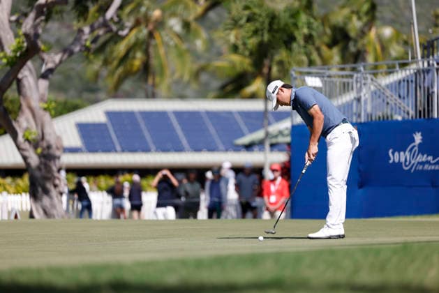 January 17, 2026, Honolulu, Hawaii, USA: KENSEI HIRATA putts on the 9th green during Round 3 of the 2026 Sony Open in Honolulu, Hawaii on January 17, 2026. Honolulu USA - ZUMAm310 20260117_zsp_m310_099 Copyright: xElliotxMilesx