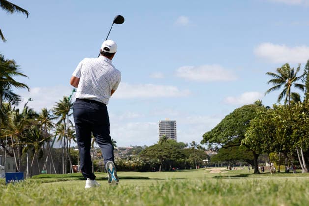 January 17, 2026, Honolulu, Hawaii, USA: JOHN PARRY makes a tee shot at the 1st during Round 3 of the 2026 Sony Open in Honolulu, Hawaii on January 17, 2026. Honolulu USA - ZUMAm310 20260117_zsp_m310_117 Copyright: xElliotxMilesx