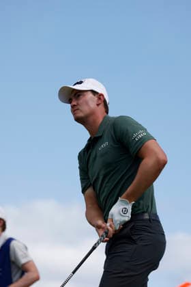 January 17, 2026, Honolulu, Hawaii, USA: MAVERICK MCNEALY makes a tee shot at the 1st during Round 3 of the 2026 Sony Open in Honolulu, Hawaii on January 17, 2026. Honolulu USA - ZUMAm310 20260117_zsp_m310_119 Copyright: xElliotxMilesx