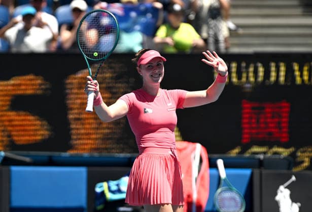 TENNIS AUSTRALIAN OPEN, Talia Gibson of Australia celebrates after winning the Women™s 1st round match against Anna Blinkova of Russia on day 1 of the 2026 Australian Open tennis tournament at Melbourne Park in Melbourne, Wednesday, January 14, 2026. ( NO ARCHIVING MELBOURNE VICTORIA AUSTRALIA  Copyright: xLUKASxCOCHx 20260118156050058093