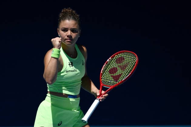 TENNIS AUSTRALIAN OPEN, Jasmine Paolini of Italy celebrates during the Women™s 1st round match against Aliaksandra Sasnovich of Belarus on day 1 of the 2026 Australian Open tennis tournament at Melbourne Park in Melbourne, Sunday, January 18, 2026. ( NO ARCHIVING MELBOURNE VICTORIA AUSTRALIA  Copyright: xJOELxCARRETTx 20260118126750014119