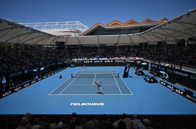 TENNIS AUSTRALIAN OPEN, Dayana Yastremska of Ukraine serves to Elena-Gabriela Ruse of Romania during the Women™s 1st round match on day 1 of the 2026 Australian Open tennis tournament at Melbourne Park in Melbourne, Wednesday, January 14, 2026. ( NO ARCHIVING MELBOURNE VICTORIA AUSTRALIA  Copyright: xLUKASxCOCHx 20260118113728544953