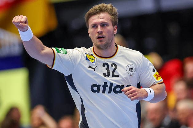17.01.2026, Handball, Men s EHF EURO 2026, Deutschland - Serbien, Jyske Bank Boxen in Herning, Dänemark, Preliminary Round: Franz Semper (Germany 32) jubelnd Dänemark