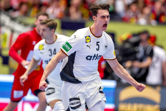 17.01.2026, Handball, Men s EHF EURO 2026, Deutschland - Serbien, Jyske Bank Boxen in Herning, Dänemark, Preliminary Round: Torjubel Jubel Miro Schluroff (Germany 05) Dänemark