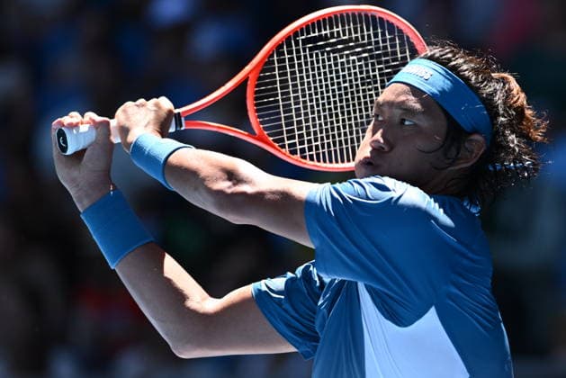 TENNIS AUSTRALIAN OPEN, Zhizhen Zhang of China in action during the Men™s 1st round match against Francisco Cerundolo of Argentina on day 1 of the 2026 Australian Open tennis tournament at Melbourne Park in Melbourne, Sunday, January 18, 2026. ( NO ARCHIVING MELBOURNE VICTORIA AUSTRALIA  Copyright: xJOELxCARRETTx 20260118171471623213