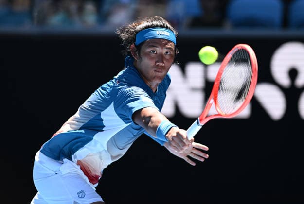 TENNIS AUSTRALIAN OPEN, Zhizhen Zhang of China in action during the Men™s 1st round match against Francisco Cerundolo of Argentina on day 1 of the 2026 Australian Open tennis tournament at Melbourne Park in Melbourne, Sunday, January 18, 2026. ( NO ARCHIVING MELBOURNE VICTORIA AUSTRALIA  Copyright: xJOELxCARRETTx 20260118172482693063
