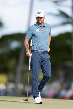January 17, 2026, Honolulu, Hawaii, USA: ADAM SVENSSON studies the 18th green during Round 3 of the 2026 Sony Open in Honolulu, Hawaii on January 17, 2026. Honolulu USA - ZUMAm310 20260117_zsp_m310_135 Copyright: xElliotxMilesx