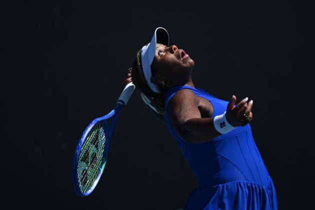 TENNIS AUSTRALIAN OPEN, Taylor Townsend of USA prepares to serve during the Women™s 1st round match against Haley Baptiste of USA on day X of the 2026 Australian Open tennis tournament at Melbourne Park in Melbourne, Sunday, January 18, 2026. ( NO ARCHIVING MELBOURNE VICTORIA AUSTRALIA  Copyright: xJAMESxROSSx 20260118171248393178