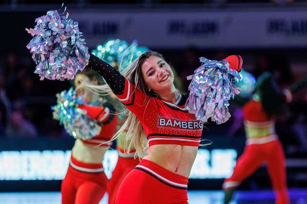 Cheerleader, Cheerleading, Tanzen, Taenzerin, Bamberg Baskets Dancers, BMA365 Bamberg Baskets vs. Fitness First Wuerzburg Baskets, Basketball, easyCredit BBL, 16. Spieltag, 17.01.2026 BMA365 Bamberg Baskets vs. Fitness First Wuerzburg Baskets, Basketball, easyCredit BBL, 16. Spieltag, 17.01.2026 Bamberg Copyright: xEibner-Pressefoto G.xSantemizx EP_EER