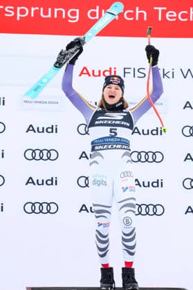 ALPINE SKIING - FIS WC Tarvisio TARVISIO,ITALY,18.JAN.26 - ALPINE SKIING - FIS World Cup, Super G, ladies. Image shows the rejoicing of Emma Aicher (GER).  GEPAxpictures xHaraldxSteiner