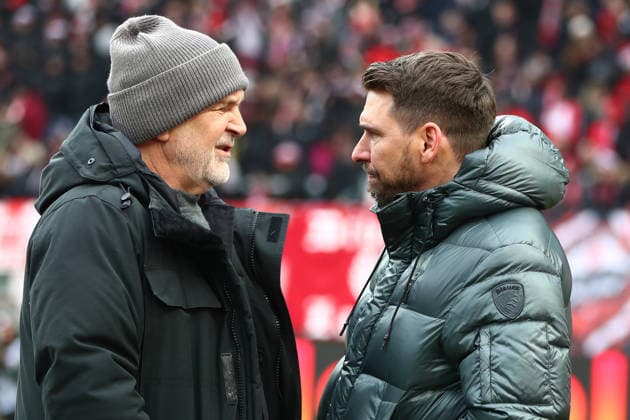 2. Bundesliga: 1. FC Kaiserslautern - Hannover 96 am 18.01.2026 im Fritz-Walter-Stadion in Kaiserslautern Geschäftsführer Jörg Schmadtke (Hannover 96) Patrick Helmes