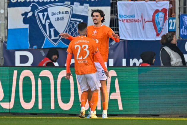 Fraser Hornby (Darmstadt 9) jubelt nach dem Tor zum 0:1 mit Marco Richter (Darmstadt 23) 18.01.2026 Fussball VfL Bochum vs SV Darmstadt 98, Vonovia Ruhrstadion, Bochum, DFB DFL REGULATIONS PROHIBIT ANY USE OF PHOTOGRAPHS AS IMAGE SEQUENCES AND OR QUASI-VIDEO