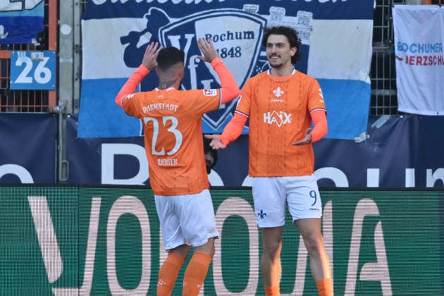 Jubel 0:1, v.re., Marco Richter (SV Darmstadt 98), Fraser Hornby (SV Darmstadt 98) 18.01.2026, Fussball 2. Bundesliga, Saison 2025 2026, 18. Spieltag, VfL Bochum - SV Darmstadt 98 DFL regulations prohibit any use of photographs as image sequences and or quasi-video Bochum Vonovia Ruhrstadion Nordrhein Westfalen Deutschland