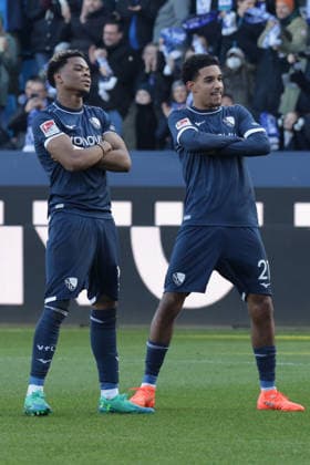 18.01.2026, xgrfx, Fussball 2.Bundesliga, VfL Bochum - SV Darmstadt 98 v.l. Tor, Francis Onyeka (VfL Bochum) (DFL DFB REGULATIONS PROHIBIT ANY USE OF PHOTOGRAPHS as IMAGE SEQUENCES and or QUASI-VIDEO) Bochum