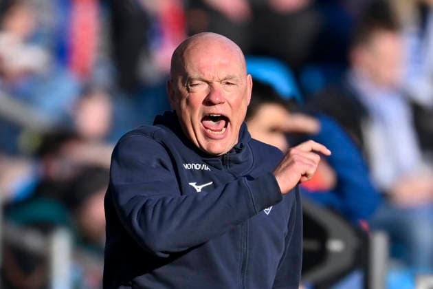 Uwe Rösler Roesler (Bochum) Mimik starker Gesichtsausdruck Emotion. Gestik Geste gestikuliert 18.01.2026 Fussball VfL Bochum vs SV Darmstadt 98, Vonovia Ruhrstadion, Bochum, DFB DFL REGULATIONS PROHIBIT ANY USE OF PHOTOGRAPHS AS IMAGE SEQUENCES AND OR QUASI-VIDEO