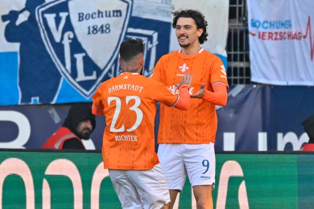 Fraser Hornby (Darmstadt 9) jubelt nach dem Tor zum 0:1 mit Marco Richter (Darmstadt 23) 18.01.2026 Fussball VfL Bochum vs SV Darmstadt 98, Vonovia Ruhrstadion, Bochum, DFB DFL REGULATIONS PROHIBIT ANY USE OF PHOTOGRAPHS AS IMAGE SEQUENCES AND OR QUASI-VIDEO