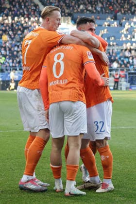 18.01.2026, xgrfx, Fussball 2.Bundesliga, VfL Bochum - SV Darmstadt 98 v.l. Tor, Luca Marseiler (SV Darmstadt) (DFL DFB REGULATIONS PROHIBIT ANY USE OF PHOTOGRAPHS as IMAGE SEQUENCES and or QUASI-VIDEO) Bochum