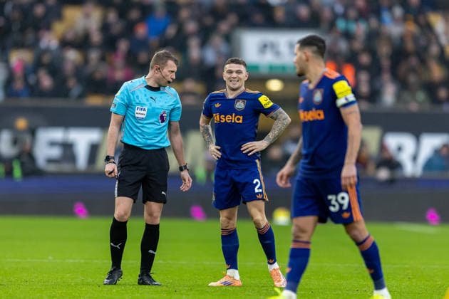 Wolverhampton Wanderers v Newcastle United, Premier League Newcastle United defender Kieran Trippier (2) during the Premier League match between Wolverhampton Wanderers and Newcastle United at Molineux, Wolverhampton, UK on 18 January 2026. Wolverhampton Molineux West Midlands UK Editorial use only DataCo restrictions apply See www.football-dataco.com , Copyright: xManjitxNarotrax PSI-23598-0010