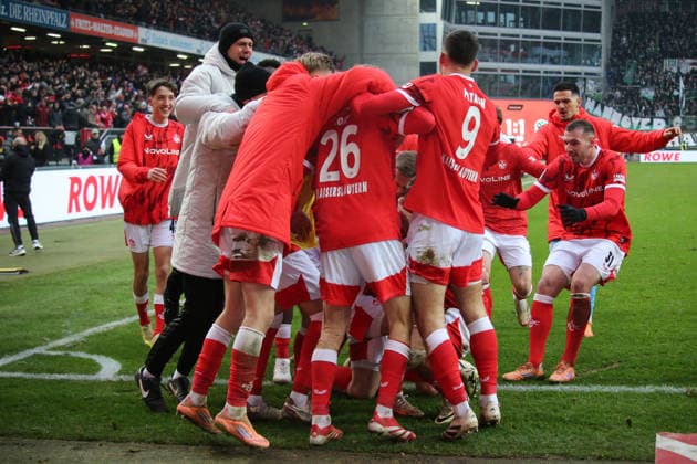 2. Bundesliga: 1. FC Kaiserslautern - Hannover 96 am 18.01.2026 im Fritz-Walter-Stadion in Kaiserslautern Torjubel nach dem Tor zum celebrating the goal celebrate 2:1 durch Semih Sahin (1. FC Kaiserslautern)