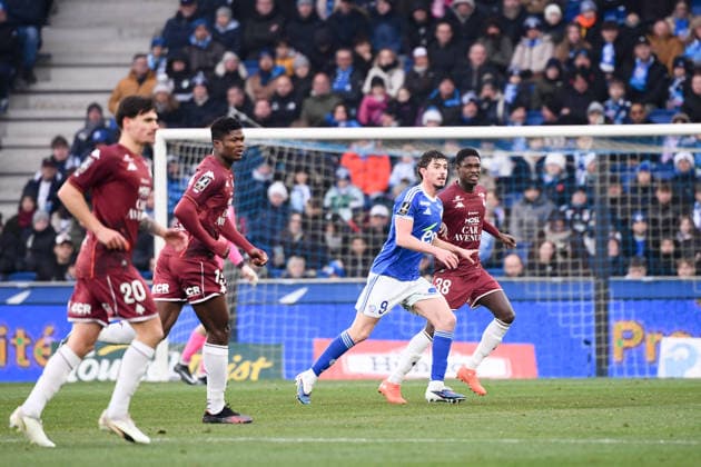 RC Strasbourg Alsace v FC Metz - Ligue 1 McDonald s 2025 2026 38 Sadibou SANE (fcm) - 09 Joaquin PANICHELLI (rcsa) during the Ligue 1 McDonald s match between Strasbourg and Metz at Stade de la Meinau on January 18, 2026 in Strasbourg, France. Strasbourg France  Copyright: xFEPx 776348252