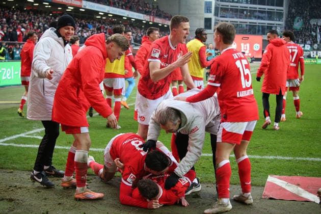 2. Bundesliga: 1. FC Kaiserslautern - Hannover 96 am 18.01.2026 im Fritz-Walter-Stadion in Kaiserslautern Torjubel nach dem Tor zum celebrating the goal celebrate 2:1 durch Semih Sahin (1. FC Kaiserslautern)