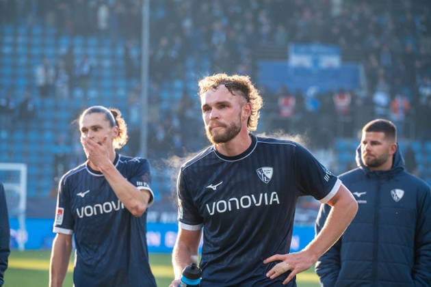 Deutschland: 2.Bundesliga 2025 26 Vfl Bochum vs. SV Darmstadt 98,18. Spieltag - 18.01.2026 - Vonovia Ruhstadion (Bochum) Philipp Strompf (Vfl Bochum,3)
