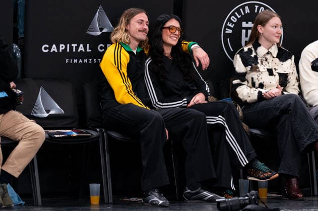 Jackson Irvine (FC St. Pauli, 07) beim Spiel der Towers, GER, Veolia Towers Hamburg vs Ratiopharm Ulm, Basketball, Bundesliga, Spieltag 16, Saison 2025 2026, 18.01.2026 GER, Veolia Towers Hamburg vs Ratiopharm Ulm, Basketball, Bundesliga, Spieltag 16, Saison 2025 2026, 18.01.2026 Hamburg Copyright: xEibner-Pressefoto MaxxVincenx EP_MVN