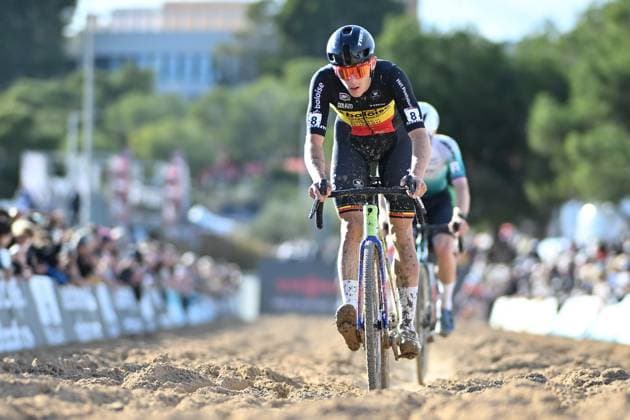 UCI Cyclocross World Cup 2025-2026 Benidorm BENIDORM, SPAIN - JANUARY 18 : Nys Thibau (BEL) of Baloise Glowi Lions during the 10th leg of the Benidorm UCI Cyclocross World Cup 2025-2026 a cyclocross race for Men Elite on January 18, 2026 in Benidorm, Spain, 18 01 2026 ( Benidorm Spain  Copyright: xBcex