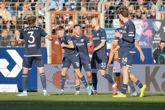 18.01.2026, xgrfx, Fussball 2.Bundesliga, VfL Bochum - SV Darmstadt 98 v.l. Tor, Callum Marshall (VfL Bochum) (DFL DFB REGULATIONS PROHIBIT ANY USE OF PHOTOGRAPHS as IMAGE SEQUENCES and or QUASI-VIDEO) Bochum