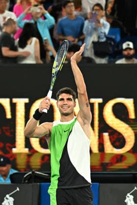 2026 Australian Open - Melbourne Carlos Alcaraz (ESP) during his first round match at the 2026 Australian Open at Melbourne Park in Melbourne, AUSTRALIA, on January 18, 2026. Photo by Corinne Dubreuil ABACAPRESS.COM Melbourne Australia  Copyright: xDubreuilxCorinne ABACAx
