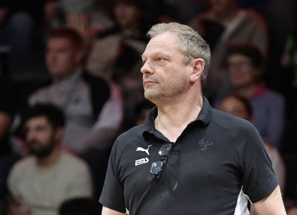18.01.2026 - Basketball - Saison 2025 2026 - 2. Bundesliga Pro-A - 18. Spieltag: Nürnberg Falcons Basketball Club NBC - Bayer Giants Leverkusen - Sportfoto Zink DaMa - xdaxmax - Ralph Junge ( Trainer Headcoach Nürnberg Falcons BC NBC )