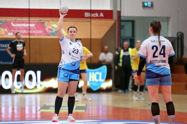 Handball, 2. Alsco HBF: HC Leipzig - TuS Lintfort; 18.01.2026 Jana Willing (23, TuS Lintfort) führt den Anwurf aus. 2. Alsco Handball Bundesliga Frauen, HBF, Saison 2025 2026, 14. Spieltag: HC Leipzig vs. TuS Lintfort am 18.01.2026 in der Sporthalle Brüderstraße Leipzig. Copyright: xBEAUTIFULxSPORTS JanxKaeferx