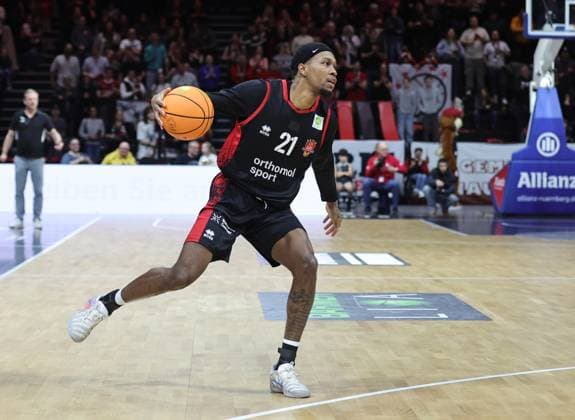 18.01.2026 - Basketball - Saison 2025 2026 - 2. Bundesliga Pro-A - 18. Spieltag: Nürnberg Falcons Basketball Club NBC - Bayer Giants Leverkusen - Sportfoto Zink DaMa - xdaxmax - John Williams Jr. (21, Bayer Giants Leverkusen )