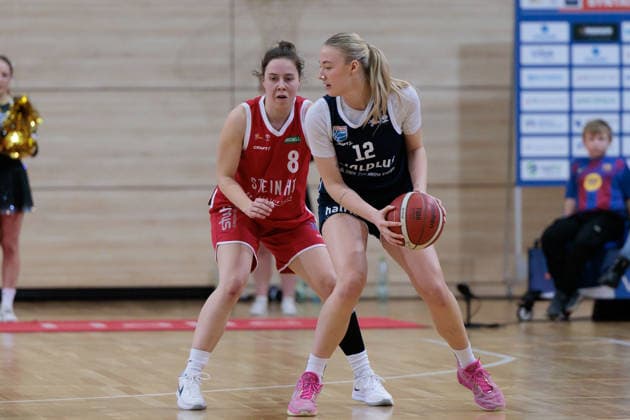 Kim Franze (HTC, 8), Anna Alborova (Lions, 12), Syntainics MBC vs. Herner TC, Frauen, Basketball, 1. Bundesliga, DBBL, Hauptrunde, 15. Spieltag, Saison 2025 26, 18.01.2026. Halle SWH Arena Sachsen-Anhalt Deutschland
