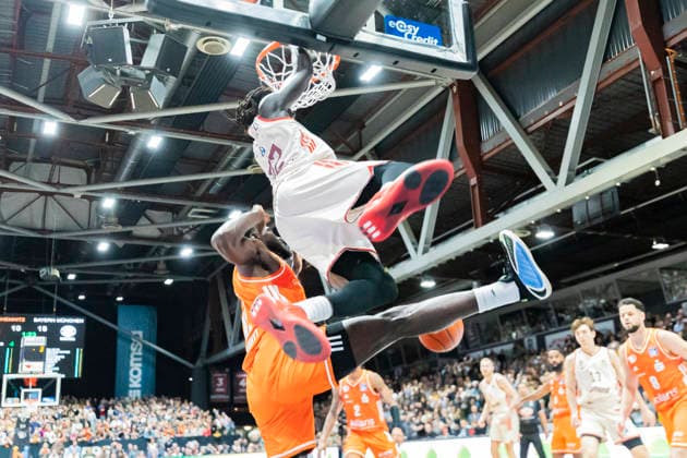 18.01.2026, xomx, Basketball easyCredit BBL Bundesliga, NINERS Chemnitz - FC Bayern München v.l. Chemnitz