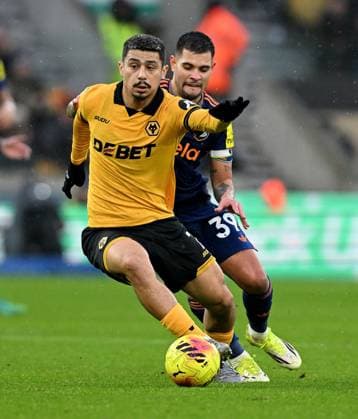 AndrÃ of Wolverhampton Wanderers and Bruno Guimaraes of Newcastle United Wolverhampton Wanderers v Newcastle United, Premier League, Football, Molineux, Wolverhampton, UK - 18 Jan 2026Wolverhampton Molineux United Kingdom EDITORIAL USE ONLY No use with unauthorised audio, video, data, fixture lists, club league logos or live services. Online in-match use limited to 120 images, no video emulation. No use in betting, games or single club league player publications.  Copyright: xAnnaxGowthorpe Shutterstockx 16348228al