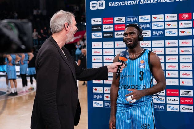Osaro Rich (Veolia Towers Hamburg, 03) im Interview bei DYN, GER, Veolia Towers Hamburg vs Ratiopharm Ulm, Basketball, Bundesliga, Spieltag 16, Saison 2025 2026, 18.01.2026 GER, Veolia Towers Hamburg vs Ratiopharm Ulm, Basketball, Bundesliga, Spieltag 16, Saison 2025 2026, 18.01.2026 Hamburg Copyright: xEibner-Pressefoto MaxxVincenx EP_MVN