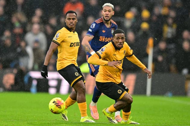 Wolverhampton Wanderers v Newcastle United, Premier League Wolverhampton Wanderers defender Jackson Tchatchoua (38) under pressure from Newcastle United midfielder Joelinton (7) during the Premier League match between Wolverhampton Wanderers and Newcastle United at Molineux, Wolverhampton, UK on 18 January 2026. Wolverhampton Molineux West Midlands UK Editorial use only DataCo restrictions apply See www.football-dataco.com , Copyright: xDennisxGoodwinx PSI-23590-0089