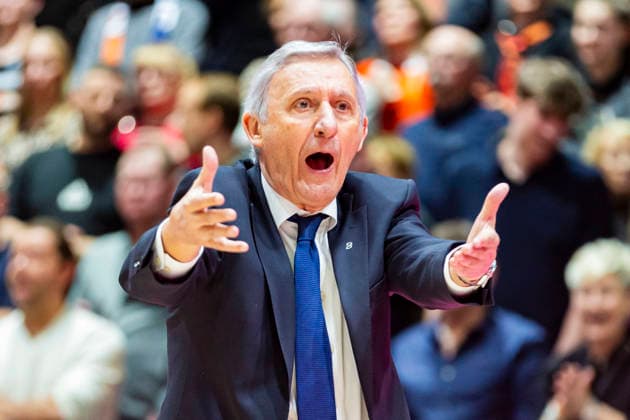 18.01.2026, xomx, Basketball easyCredit BBL Bundesliga, NINERS Chemnitz - FC Bayern München v.l. Svetislav Pesic (Bayern München Trainer). Portrait, Portraet, Chemnitz