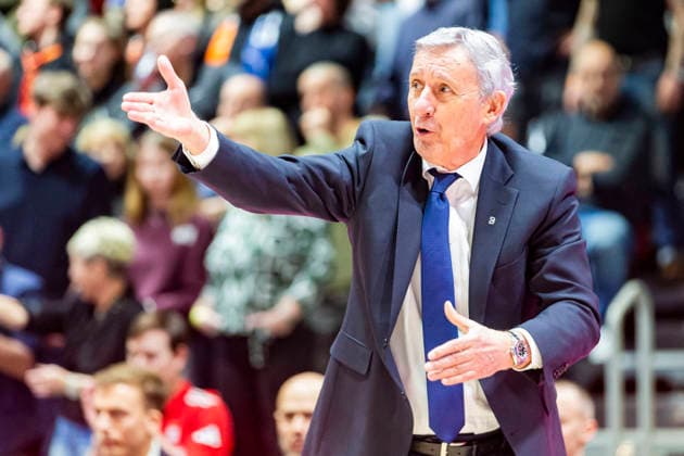 18.01.2026, xomx, Basketball easyCredit BBL Bundesliga, NINERS Chemnitz - FC Bayern München v.l. Svetislav Pesic (Bayern München Trainer). Portrait, Portraet, Chemnitz