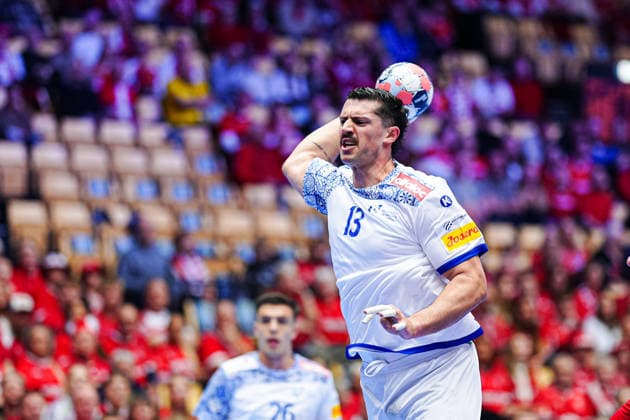 Wurf Tor Salvador Salvador (Portugal, 13) DEN, Nordmazedonien vs. Portugal, Handball, EHF Europameisterschaft 2026, Gruppe B, Spieltag 2, 18.01.2026 DEN, Nordmazedonien vs. Portugal, Handball, EHF Europameisterschaft 2026, Gruppe B, Spieltag 2, 18.01.2026 Herning Copyright: xEibner-Pressefoto MarcelxvonxFehrnx EP_MFN