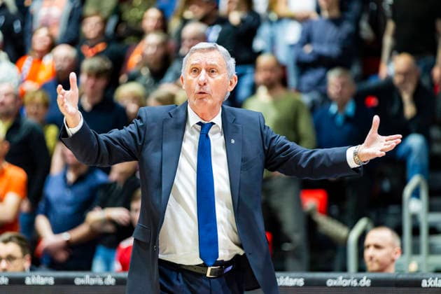 18.01.2026, xomx, Basketball easyCredit BBL Bundesliga, NINERS Chemnitz - FC Bayern München v.l. Svetislav Pesic (Bayern München Trainer). Portrait, Portraet, Chemnitz