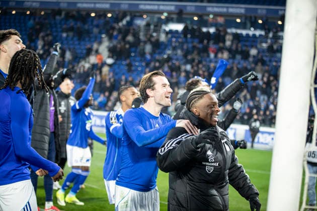 FOOTBALL: Ligue 1 Racing Strasbourg (RCS) vs Metz FC. 18 01 2026 Stade de la Meinau - Strasbourg cÃ lÃ bration de l Ã quipe de Racing Strasbourg avec ses supporters  Copyright: xElyxandroxCEGARRAx