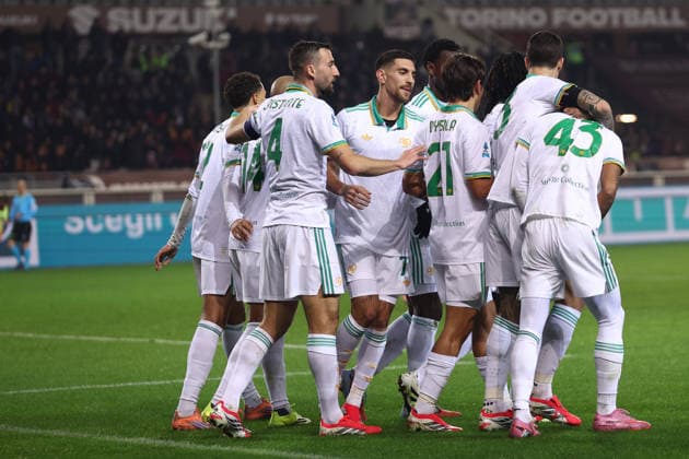 Donyell Malen (AS Roma) celebrates after scoring his team s first goal with team mates, Serie A, Torino FC v AS Roma, Olimpico, January 18, 2026, Turin, Italy.